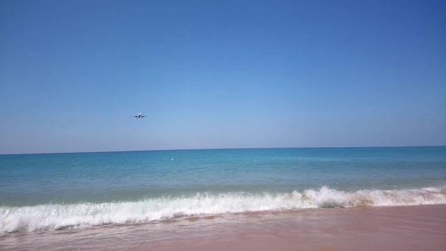 Пляж. Аэропорт. Пхукет. ✈ смотреть онлайн