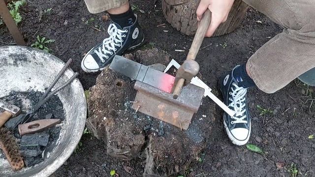 ТОПОР СВОИМИ РУКАМИ-ПРОСТО!САМЫЙ ЛЕГКИЙ СПОСОБ! смотреть онлайн