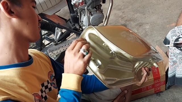 Unboxing Tangki Honda XL 125 e Original Japan ⁉️ Harga Mahal Wani Perih Geng Tril Tua GTT TS DT смотреть онлайн