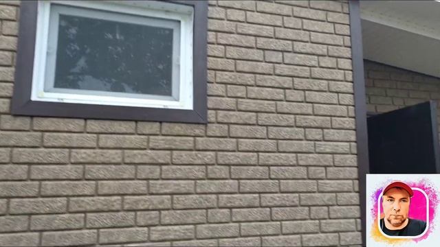 рабочий вложик/обшили дом сайдингом ю-пласт под кирпис смотреть онлайн