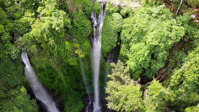 Sekumpul Waterfall Bali Indonesia 🇮🇩 смотреть онлайн
