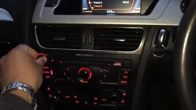 Audi A4 b8 activate aux , dvd смотреть онлайн