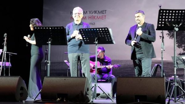 Zülfü Livaneli Moskova'da