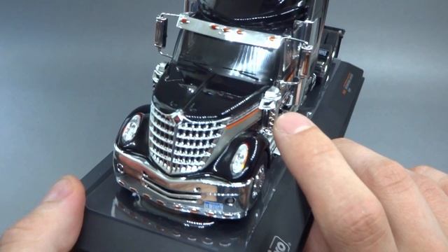 International Lonestar 2010 | IXO Models | Обзор масштабной модели грузового автомобиля 1:43