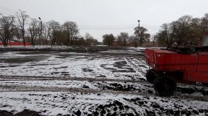 Заводим трактор Т 130