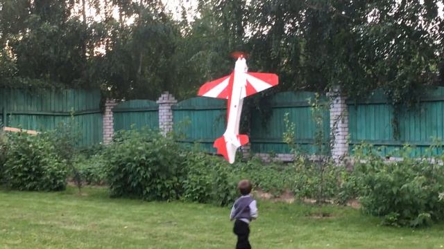 Догонялки, детская забава.. Exstra 330 3D смотреть онлайн