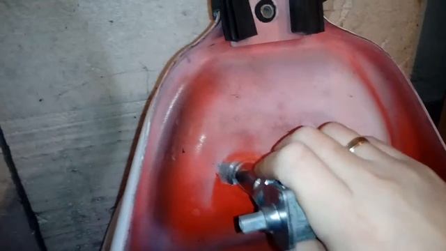 CBR 900 RR замена топливного краника смотреть онлайн