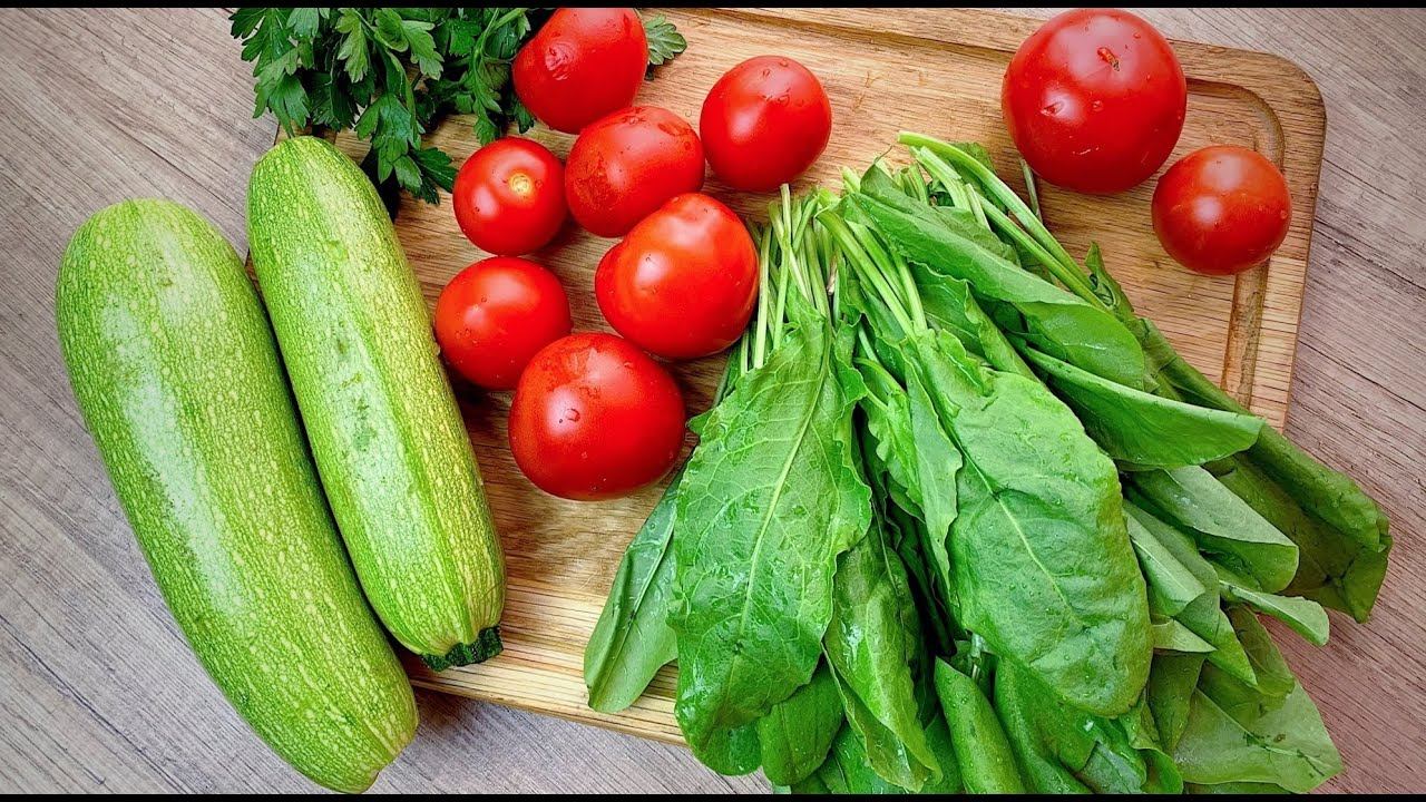 Салат из СЫРЫХ КАБАЧКОВ и Щавеля! Вы будете готовить его чуть ли не КАЖДЫЙ ДЕНЬ. смотреть онлайн