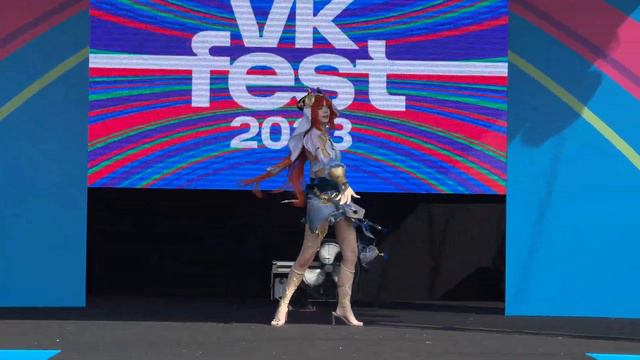 VK Fest 2023 в Москве 16.07.2023 81 Suigintou.cosplay Нилу Genshin Impact VK Play смотреть онлайн