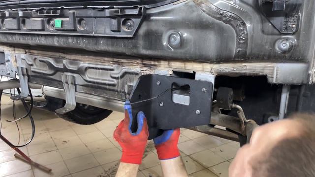 Установка фаркопа EXEED TXL под американский квадрат смотреть онлайн