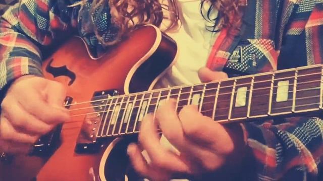 Sliders Humbucker Pickups, a Larry Carlton 335 and a Super Reverb смотреть онлайн