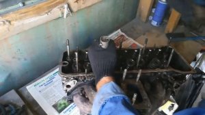 Как  быстро рассухарить клапана свечным ключом на ваз.