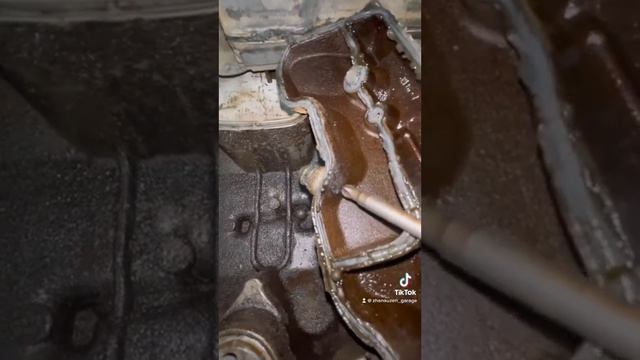 Mercedes Benz M112 M113 почему пенится крышка двигателя