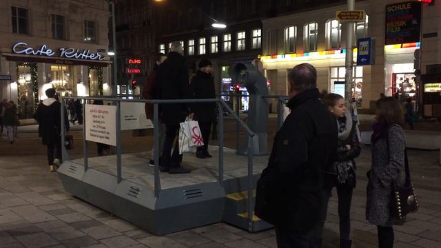 Вибратор на торговой улице смотреть онлайн
