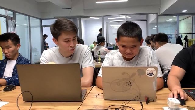 Отзыв о курсе Android | GeekTech | Улан Кудайбердиев смотреть онлайн
