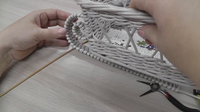 Полозья для санок из газетных трубочек смотреть онлайн