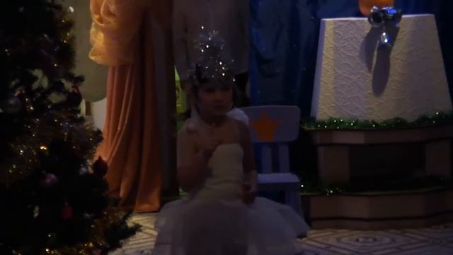Новогодний праздник в детском саду 2010. Часть 2. смотреть онлайн