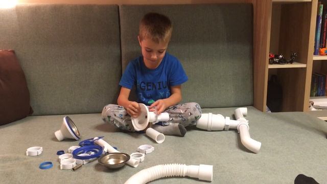 Сборка сифона на двойную раковину. Нюансы монтажа и секреты. Часть 1 смотреть онлайн