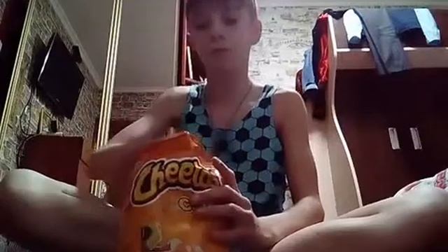 Сравнение чипсов бульба и читос