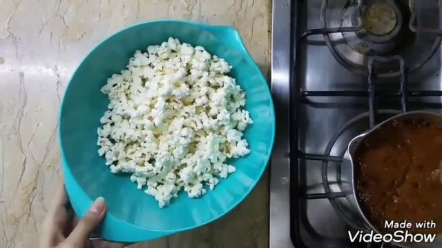 Caramel popcorn in 3 different ways _ Snickers popcorn _ best ever caramel popcorn _ CAFECCINO смотреть онлайн