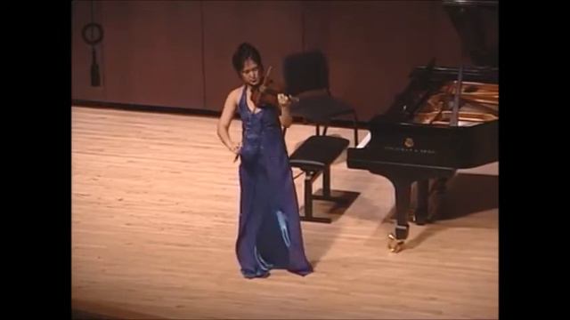 J S Bach Solo Violin Partita No 1 in b minor смотреть онлайн