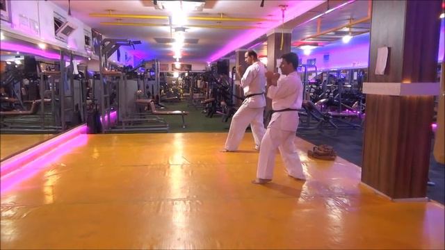 Kyokushin Karate Blackbelt Test 2nd Dan Part 1 Kihon (Tehran, Iran) смотреть онлайн