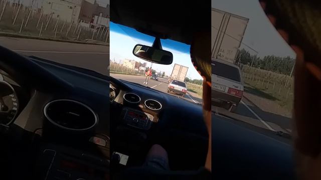Буду краток!Хотите быстро домой?!Блин!Тише едешь дальше будешь! И приедешь целым!!! смотреть онлайн