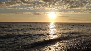 Лазаревское 5 апреля, пляж Гренада