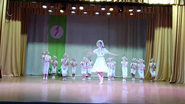 Козлятушки-ребятушки - хореографический ансамбль Акварель. "Танцевальные ритмы-2024" смотреть онлайн