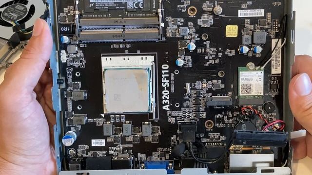 ECS Liva SF110-A320 - мини ПК размером с книгу смотреть онлайн