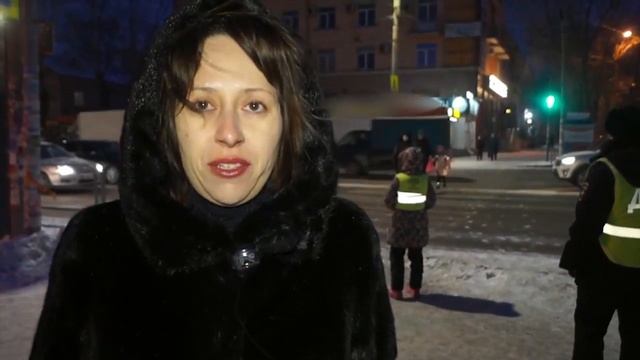 В Ленинском районе Челябинска водитель сбил ребенка смотреть онлайн