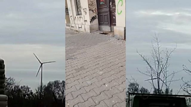 Германия сегодня.Столица.Чистота на улицах -миф,но общественный транспорт на высоком уровне.Berlin смотреть онлайн