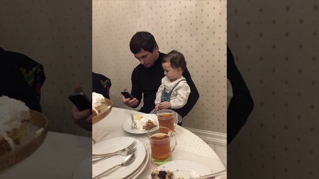 С днём рождения Эльмирку🎁🌺🎉🎊 смотреть онлайн