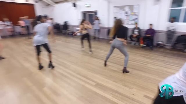 Samba Do Brasil || Priscilla || смотреть онлайн