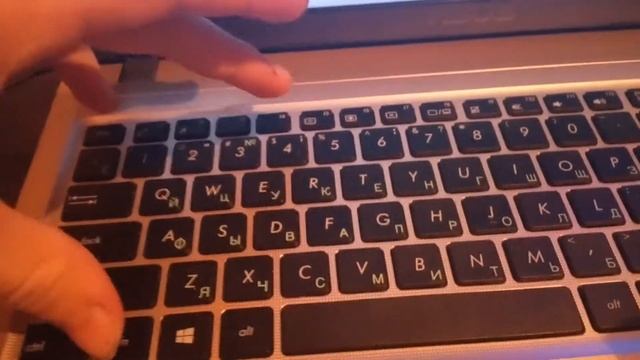 Темный экран ноутбука или пк смотреть онлайн