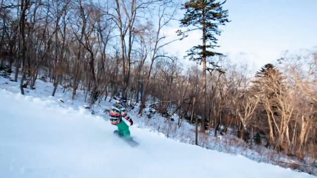 Школа сноуборда. Урок 6 - повороты с перекантовкой смотреть онлайн