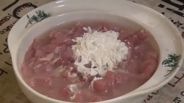 ЖАРЕНАЯ СВИНИНА ПО-ПЕКИНСКИ смотреть онлайн