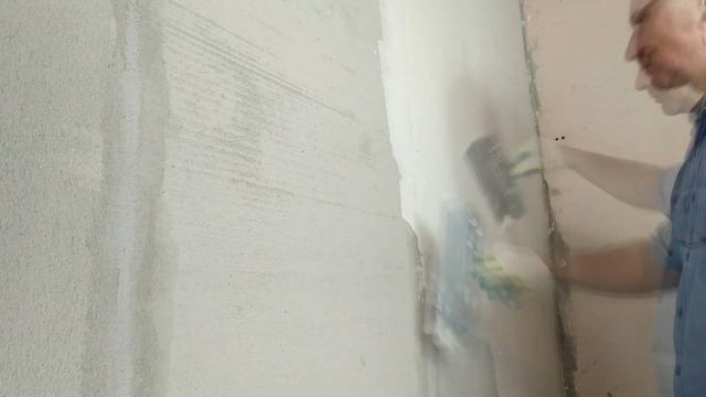 Шпаклевка стен своими руками. Как шпаклевать стены после штукатурки. смотреть онлайн