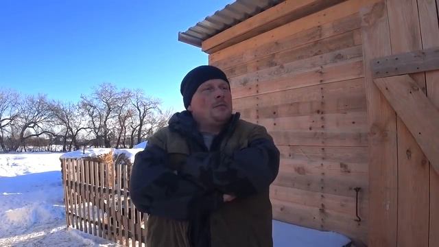 Почему мы так дешево продаем мясо. Маленький дефицит это хорошо. Копчение на заказ. Жизнь в деревне смотреть онлайн