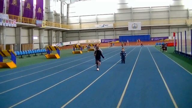 Челлендж: КТО быстрее. Мальчики ПРОТИВ Девочек. Дети занимаются спортом. Часть 2. Challenge смотреть онлайн