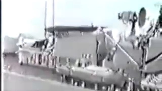! Таран кораблей США - кораблями СССР смотреть онлайн