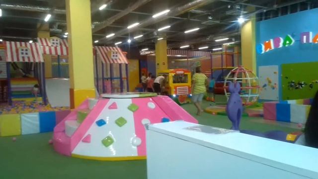 Город #3. Вива парк в амбаре смотреть онлайн