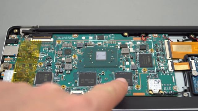 Jumper EZBook 3 Pro Heatsink Mod, eMMC to SSD Cloning & More смотреть онлайн