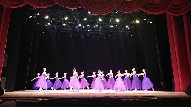 Детская школа искусств . Хореограф Ольга Викторовна .Танец утро смотреть онлайн