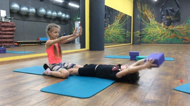 Упражнение на пресс.