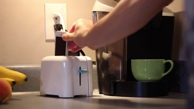 Batarya Şarj Eden Ekmek Kızartma Makinesi смотреть онлайн