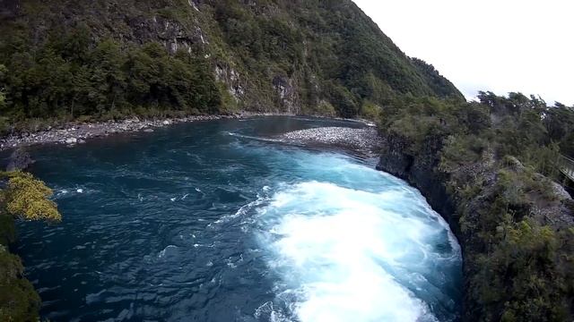 День 288-291. Ёжкин Кот в Чили. Пуэрто-Варас и водопады Петроуэ. Кругосветное путешествие. смотреть онлайн