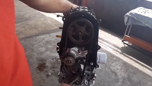 Tercera parte de armado de motor F8C смотреть онлайн