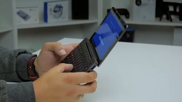 Самый Маленький Ноутбук в Мире смотреть онлайн