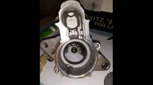 Смазываем стартер Toyota Corolla Е150